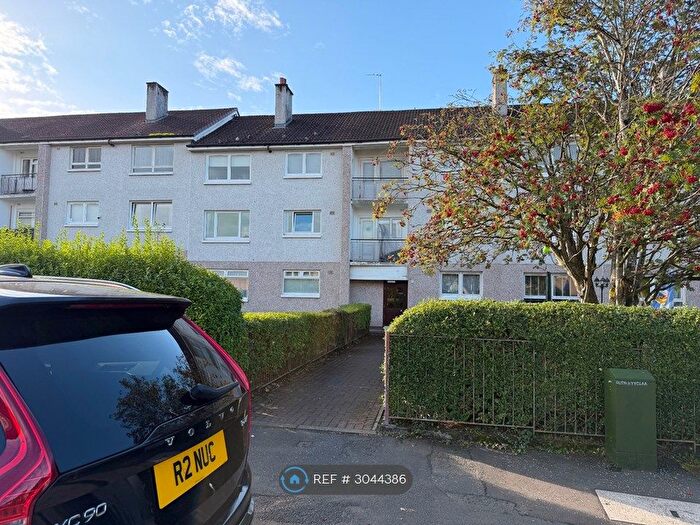 2 Bedroom Flat To Rent In Drakemire Avenue, Glasgow, G45