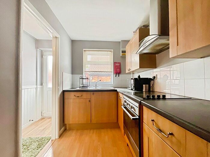 1 Bedroom Apartment To Rent In St. Pauls Lane, Lincoln, LN1