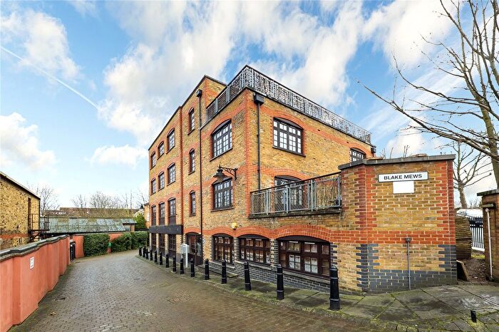 1 Bedroom Flat To Rent In Blake Mews, High Park Road, Kew, Richmond, TW9