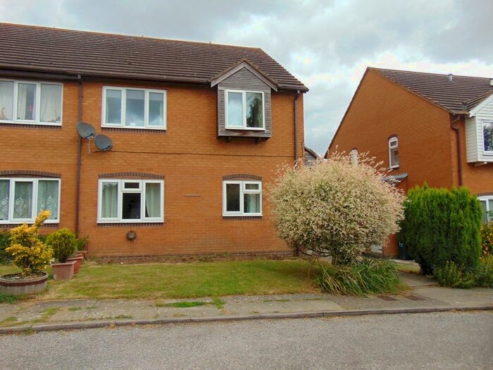 2 Bedroom Maisonette To Rent In Tithe Court, Middle Littleton WR11