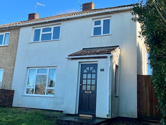 3 Bedroom Semi Detached House For Sale In Westwood Road, Salisbury, Wiltshire, SP2