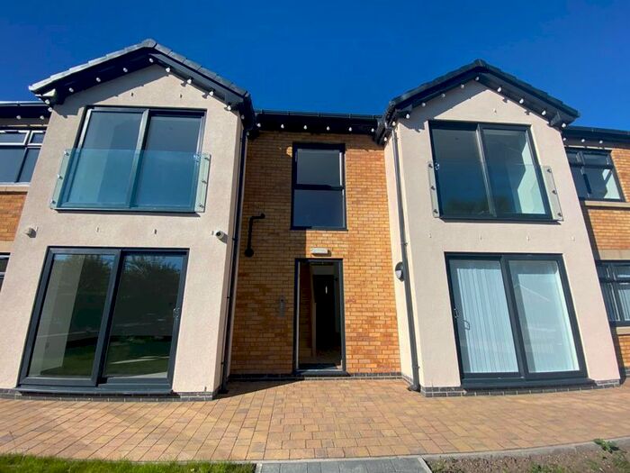 2 Bedroom Flat To Rent In Foxhouse Lane, Maghull, Liverpool, L31
