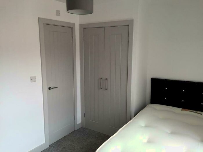 7 Bedroom House To Rent In Teignmouth Road, Birmingham, B29
