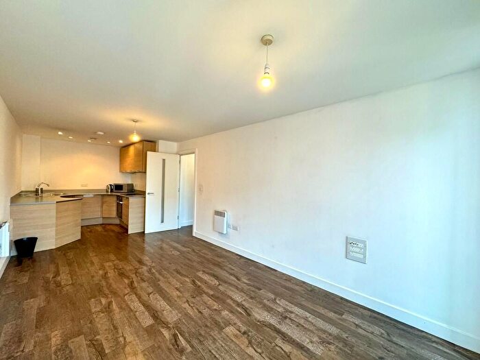 1 Bedroom Flat For Sale In Essex Street, Birmingham, B5
