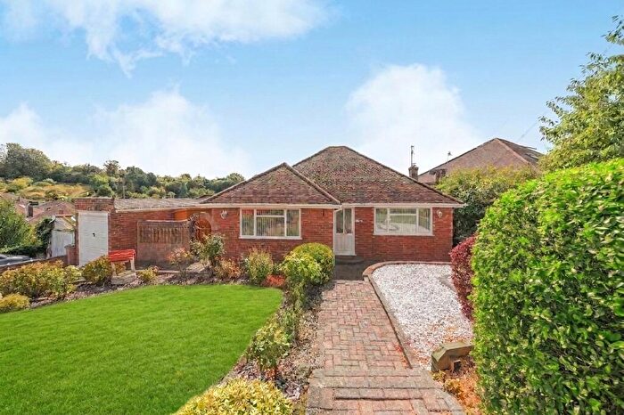 2 Bedroom Detached Bungalow For Sale In Braemar Rise, Salisbury, SP1
