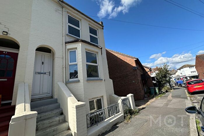 4 Bedroom Terraced House To Rent In Bradstone Avenue, Folkestone, CT19