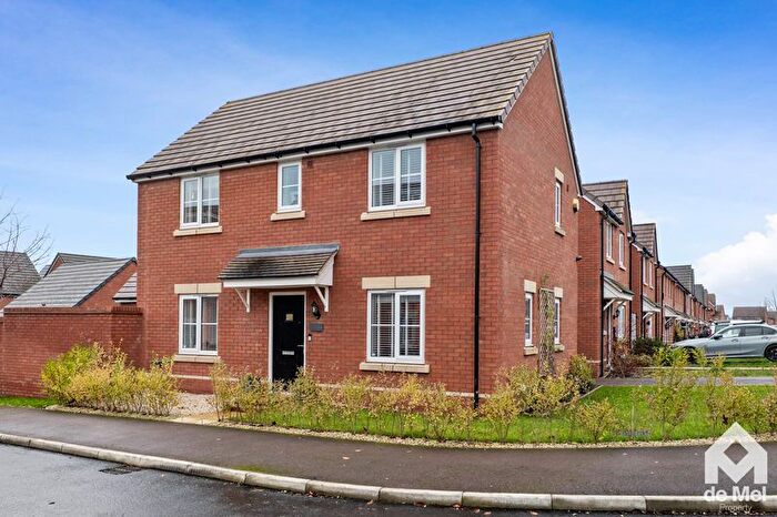 3 Bedroom Detached House For Sale In Ashton Crescent, Pamington, Tewkesbury, GL20