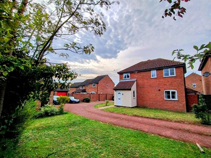 3 Bedroom Detached House For Sale In Spiers Way, Diss, IP22