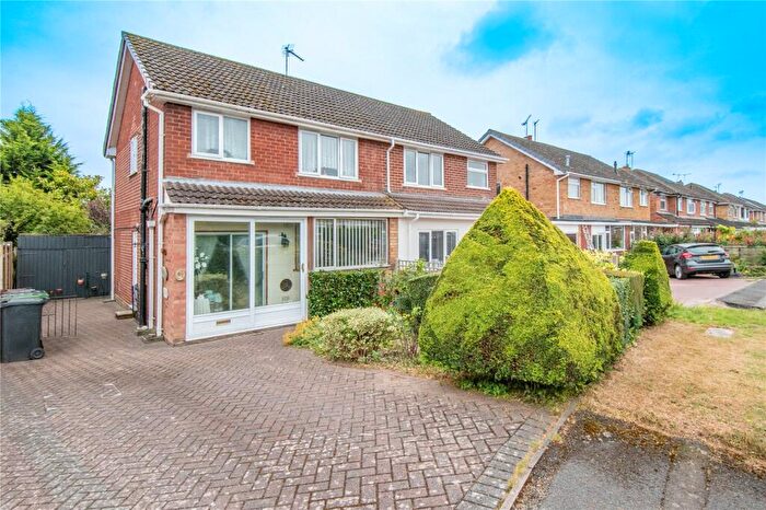 3 Bedroom Semi-Detached House For Sale In Cloverdale, Stoke Prior, Bromsgrove, Worcestershire, B60