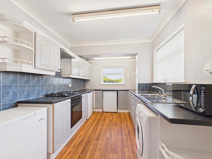 2 Bedroom Semi-Detached Bungalow For Sale In England Road, Bilton, Hull, East Riding Of Yorkshire, HU11