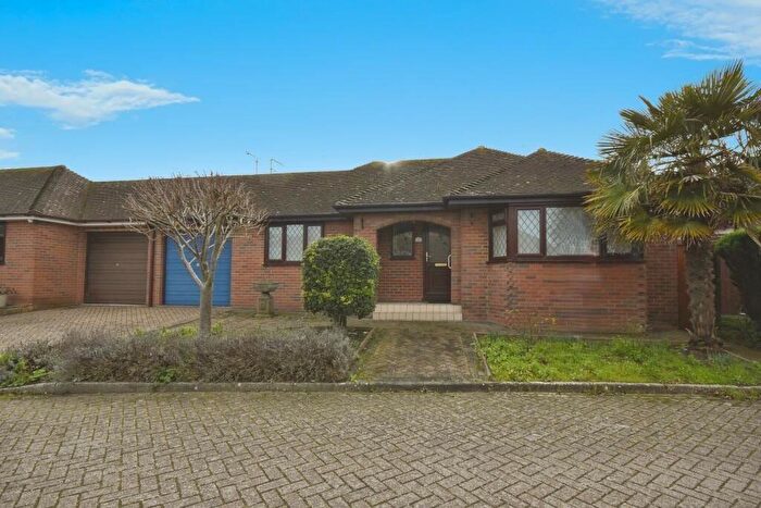 2 Bedroom Bungalow For Sale In Offley Close, Margate, CT9