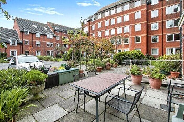 1 Bedroom Property To Rent In Station Road, Poole, BH14