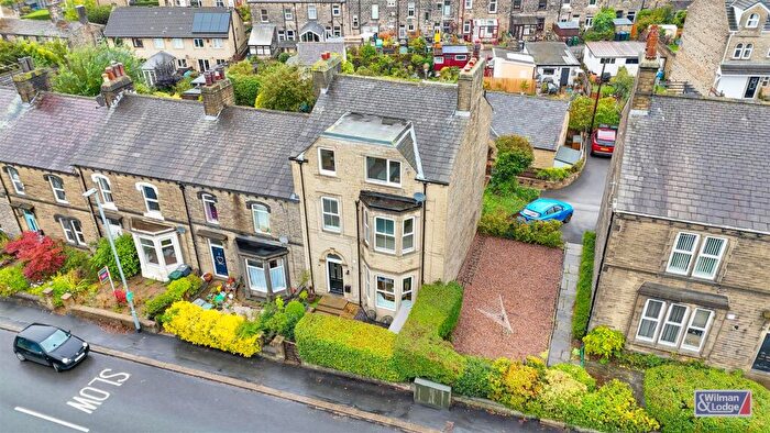6 Bedroom End Of Terrace House For Sale In Bolton Road, Silsden, BD20