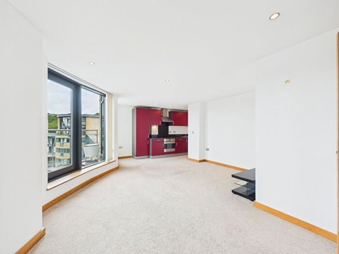 2 Bedroom Flat To Rent In Salts Mill Road, Baildon, Shipley, BD17