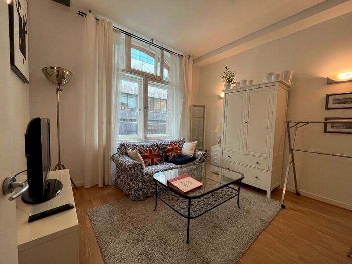 1 Bedroom Flat To Rent In China House, Harter Street, Manchester, Greater Manchester, M1
