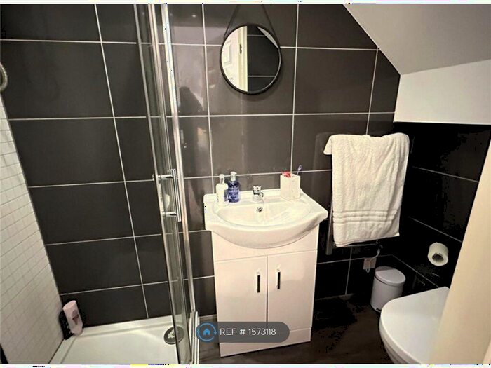 1 Bedroom Flat To Rent In High Street, Ilfracombe, EX34