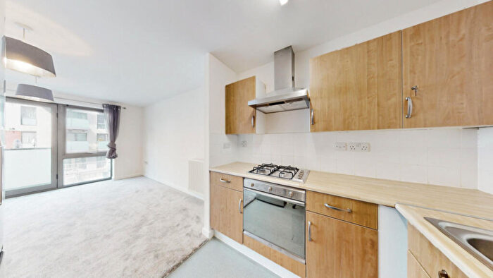 1 Bedroom Flat For Sale In Abbotts Wharf, Stainsby Rd, London, E14