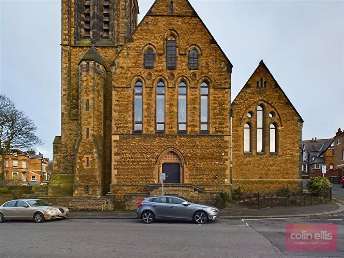 2 Bedroom Maisonette To Rent In Trinity Road, Scarborough, YO11