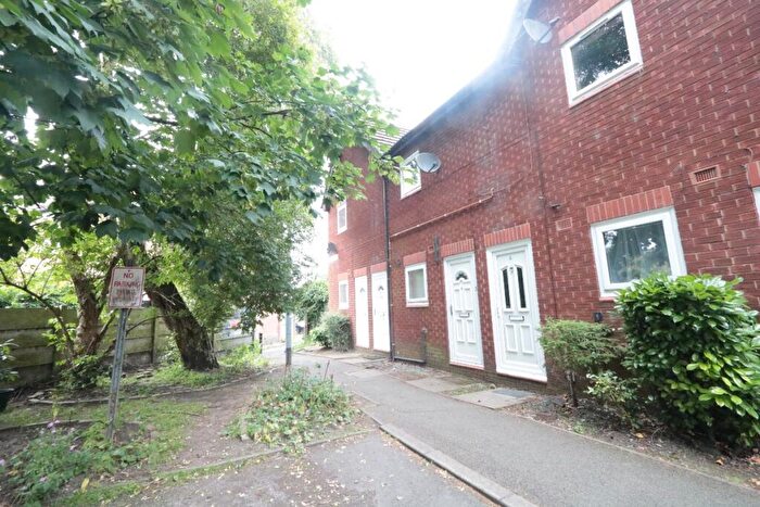 Studio To Rent In Park Mews, Park Drive, Whalley Range, M16