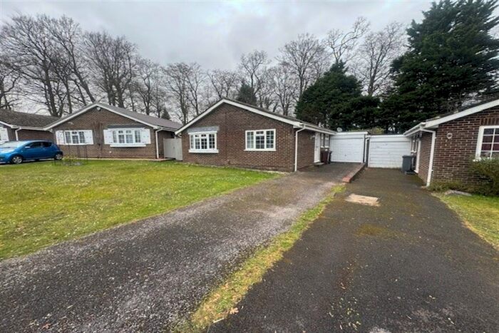 3 Bedroom Detached Bungalow To Rent In Fair Lawn Close, Rownhams, SO16