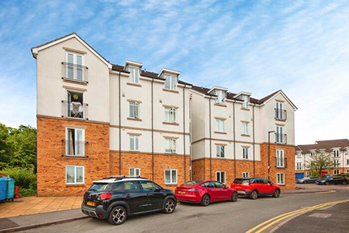 2 Bedroom Flat For Sale In Weston View, Sheffield, S10
