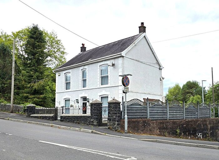 4 Bedroom Detached House For Sale In Caerbont Farm, Brecon Road, Abercrave, Swansea, SA9