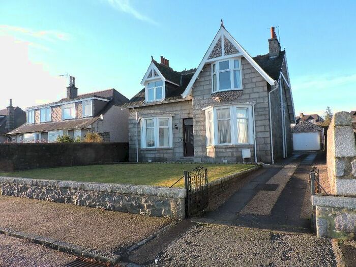 3 Bedroom Flat To Rent In St. Johns Terrace, Mannofield, Aberdeen, AB15
