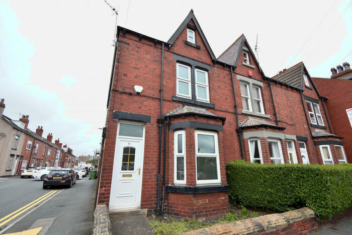 3 Bedroom Terraced House To Rent In Barley Hill Road, Garforth, LS25