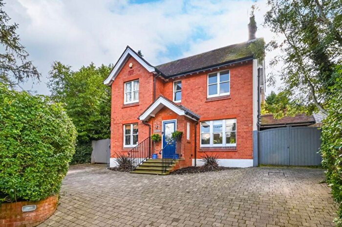 4 Bedroom Detached House For Sale In Cookham Dean Bottom, Cookham Dean, Maidenhead, SL6