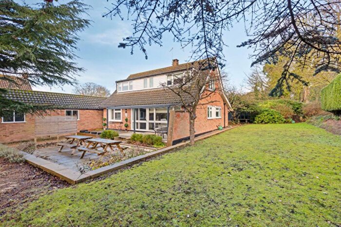 4 Bedroom Detached House For Sale In Beautifully Renovated Home In Weybourne, NR25