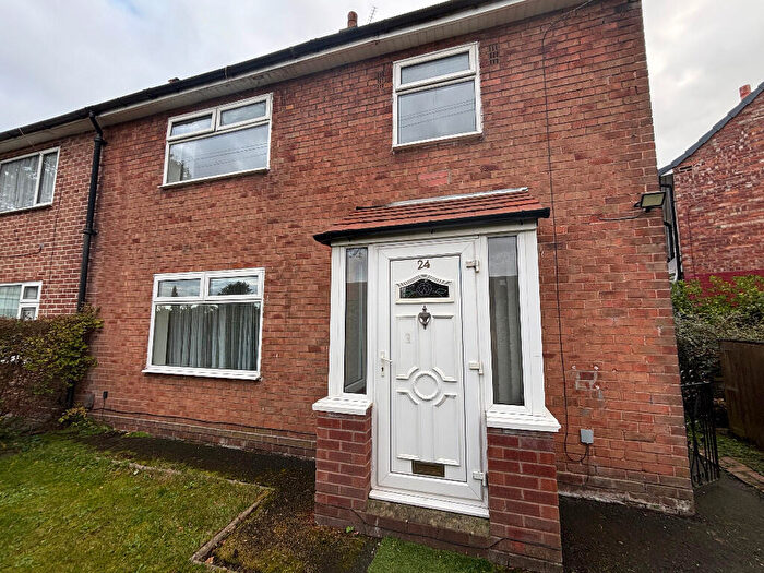 3 Bedroom Semi Detached House To Rent In Stoneacre Road, Manchester, Greater Manchester, M22
