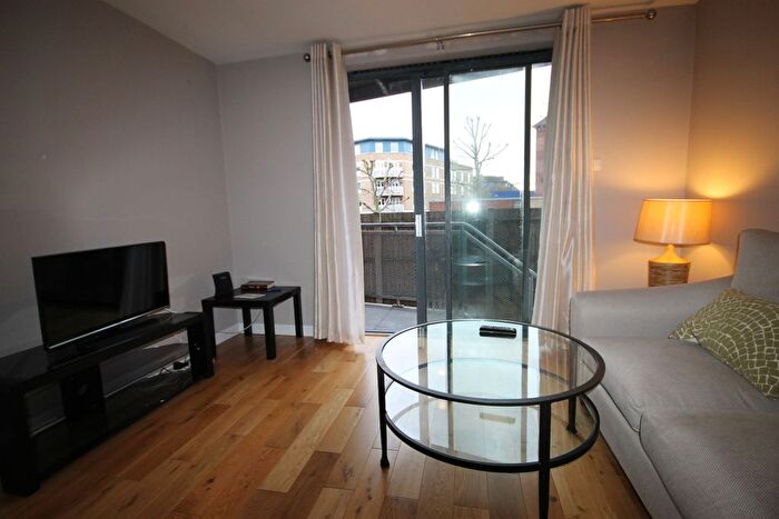 1 Bedroom Flat To Rent In Rich Street, London, E14