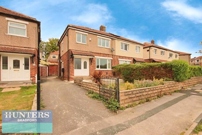 3 Bedroom Semi Detached House To Rent In Grove House Crescent, Bradford, West Yorkshire, BD2