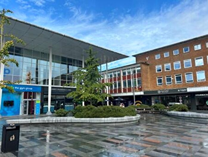 1 Bedroom Apartment To Rent In Town Centre, RH10