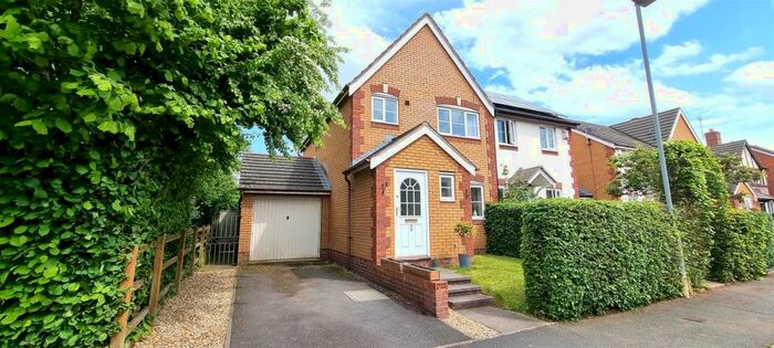 3 Bedroom Semi-Detached House To Rent In Windsor Road, Lower Bullingham, Hereford, HR2