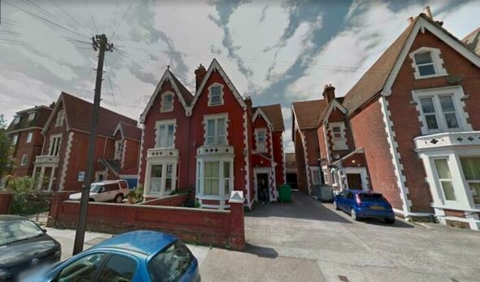 1 Bedroom Apartment To Rent In St Andrews Road, PO5