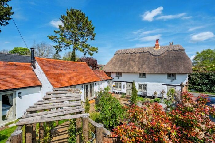 3 Bedroom Property For Sale In Gibraltar, Aylesbury, HP17