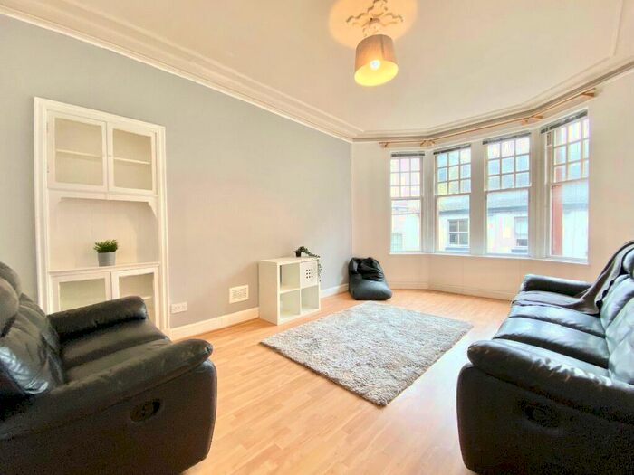 1 Bedroom Flat To Rent In New Street, Paisley, Renfrewshire, PA1