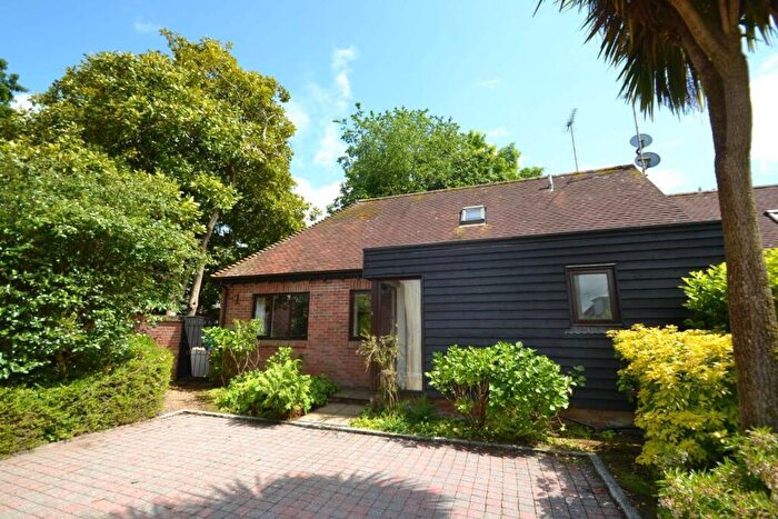 2 Bedroom Terraced Bungalow To Rent In Broadstone, BH18