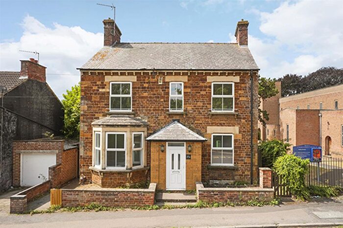 4 Bedroom Property For Sale In A St. Barnabas Street, Wellingborough, NN8