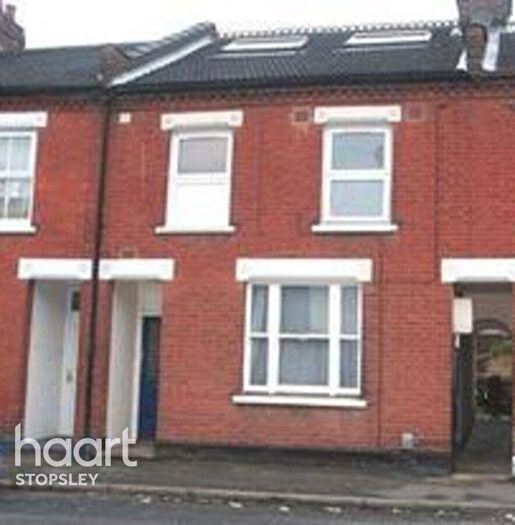 5 Bedroom Terraced House For Sale In Ramridge Road, Luton, LU2