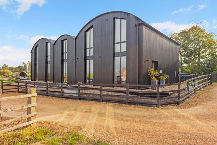 4 Bedroom Semi-Detached House For Sale In Mobley, Berkeley, GL13