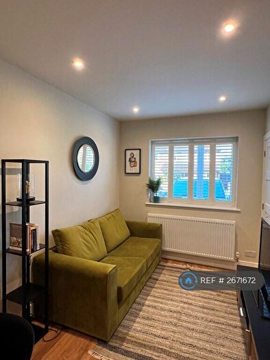 1 Bedroom Flat To Rent In Redfern Close, Cambridge, CB4