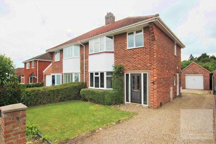 3 Bedroom Semi-Detached House To Rent In Drayton Wood Road, Hellesdon, NR6