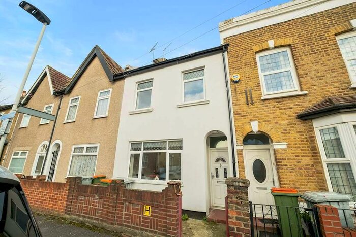 4 Bedroom Terraced House To Rent In St. James Road, London, E15