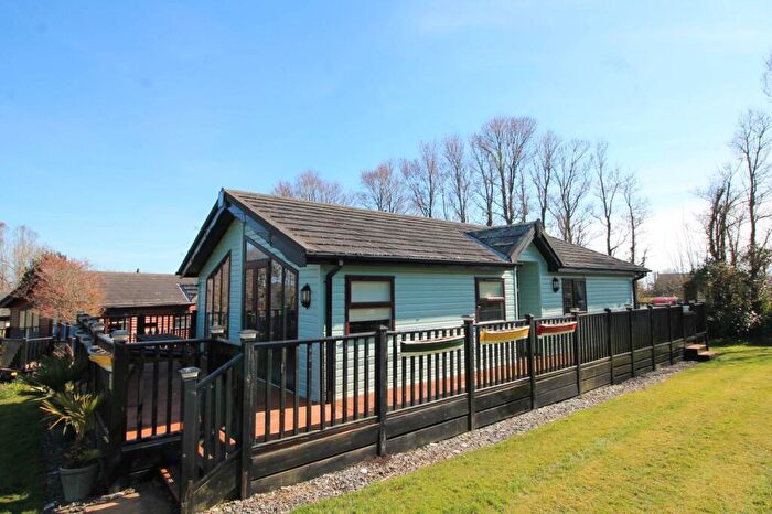 3 Bedroom Lodge For Sale In Killigarth Manor Holiday Park, Polperro, PL13