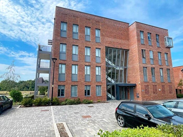 2 Bedroom Flat For Sale In Renard Way, Trumpington, Cambridge, CB2