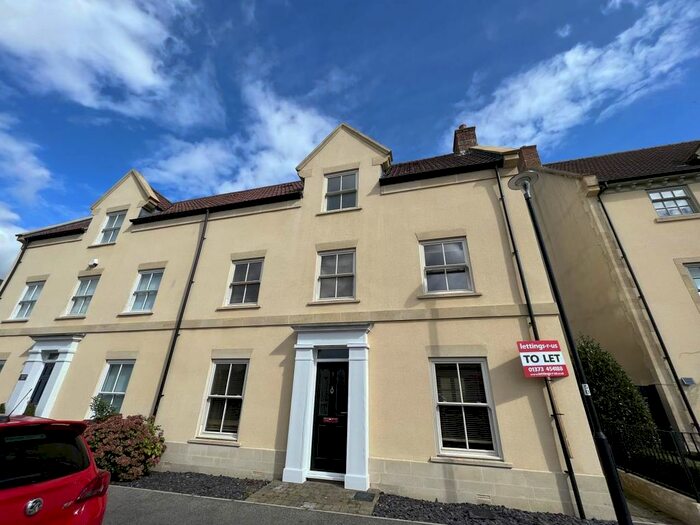 5 Bedroom Property To Rent In Sherring Road, Shepton Mallet, Somerset, BA4