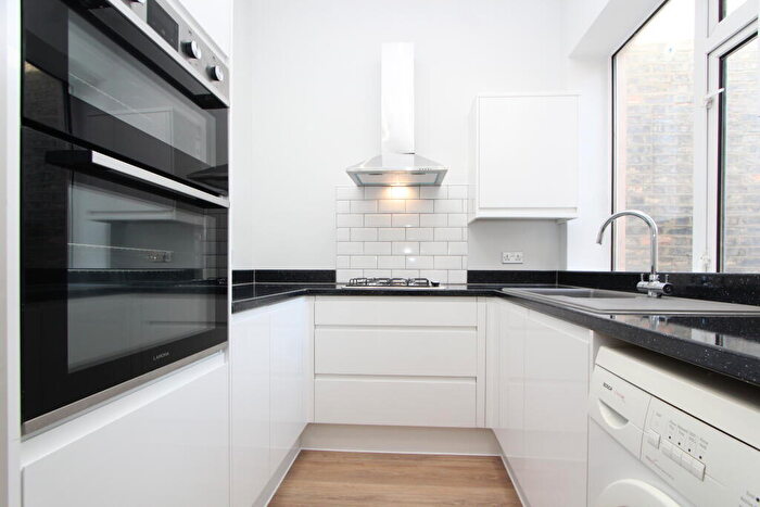 1 Bedroom Apartment To Rent In Heathville Road, Crouch End, London, N19