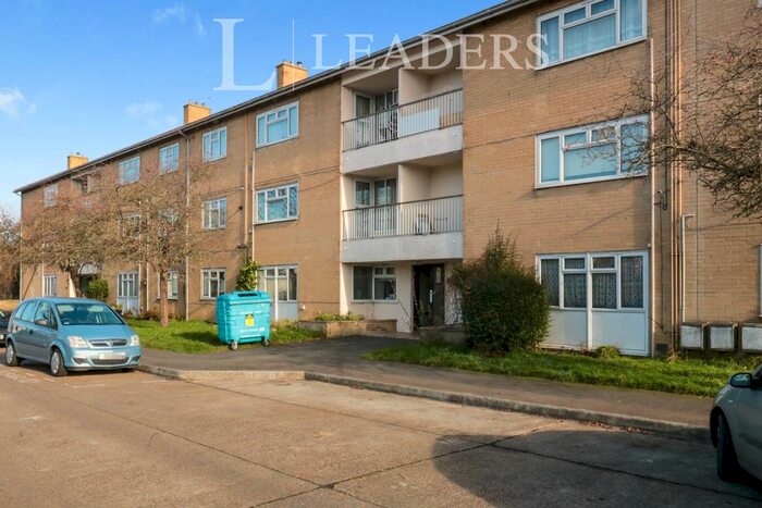 3 Bedroom Flat To Rent In Glebelands, Harlow CM20